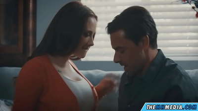 একটি ভাল busty মায়ের সাথে রোমান্টিক সেক্স